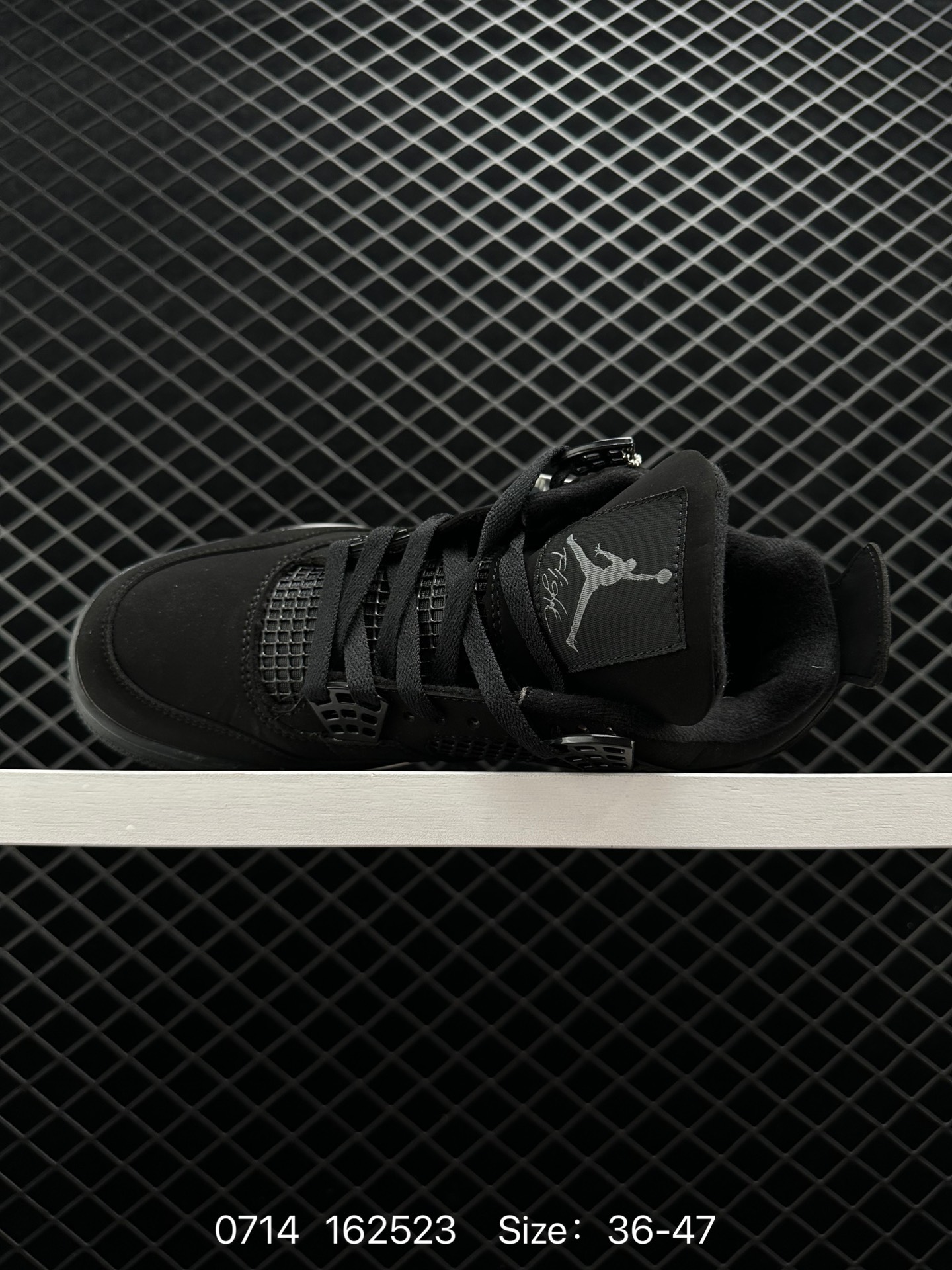 Air Jordan 4 “Cat”